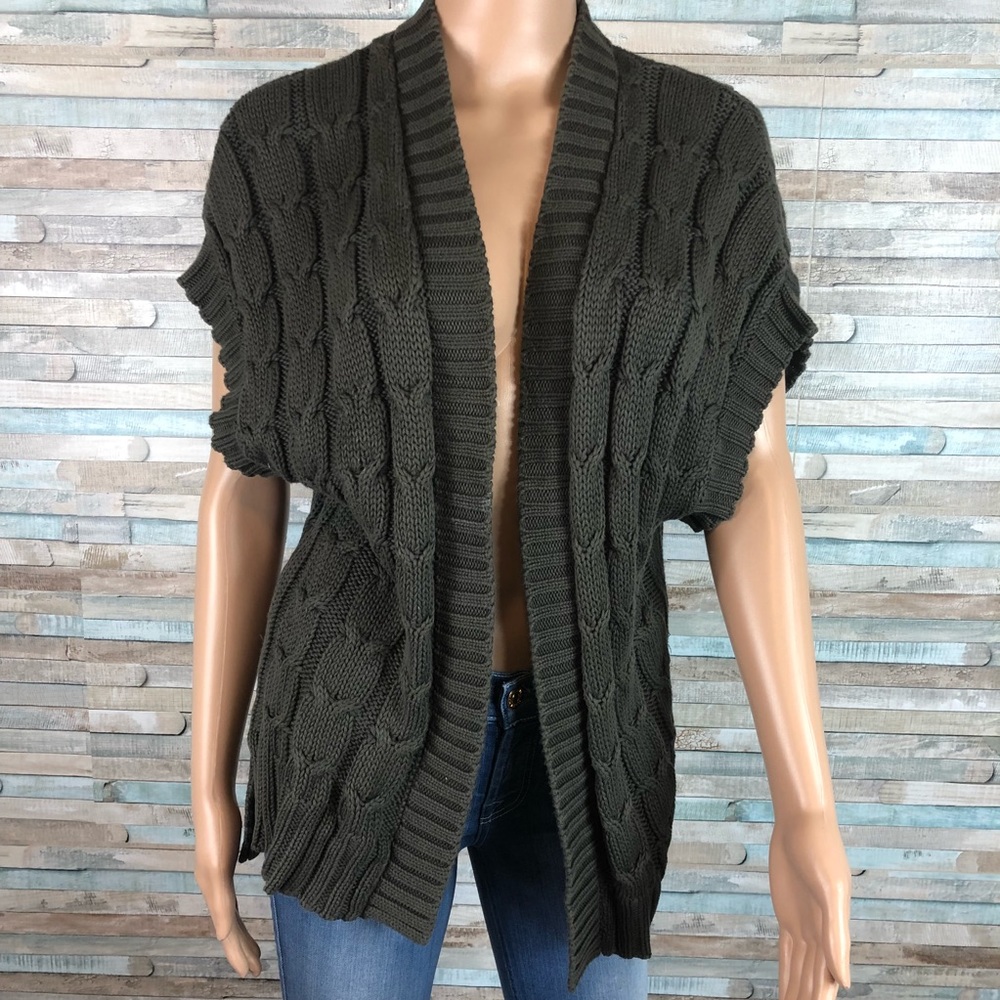 Banana Republic Chunky Cable Knit Cardigan Medium